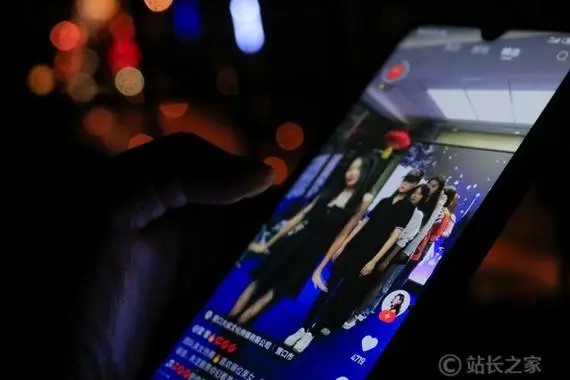 怎么换快手成年人身份证直播？